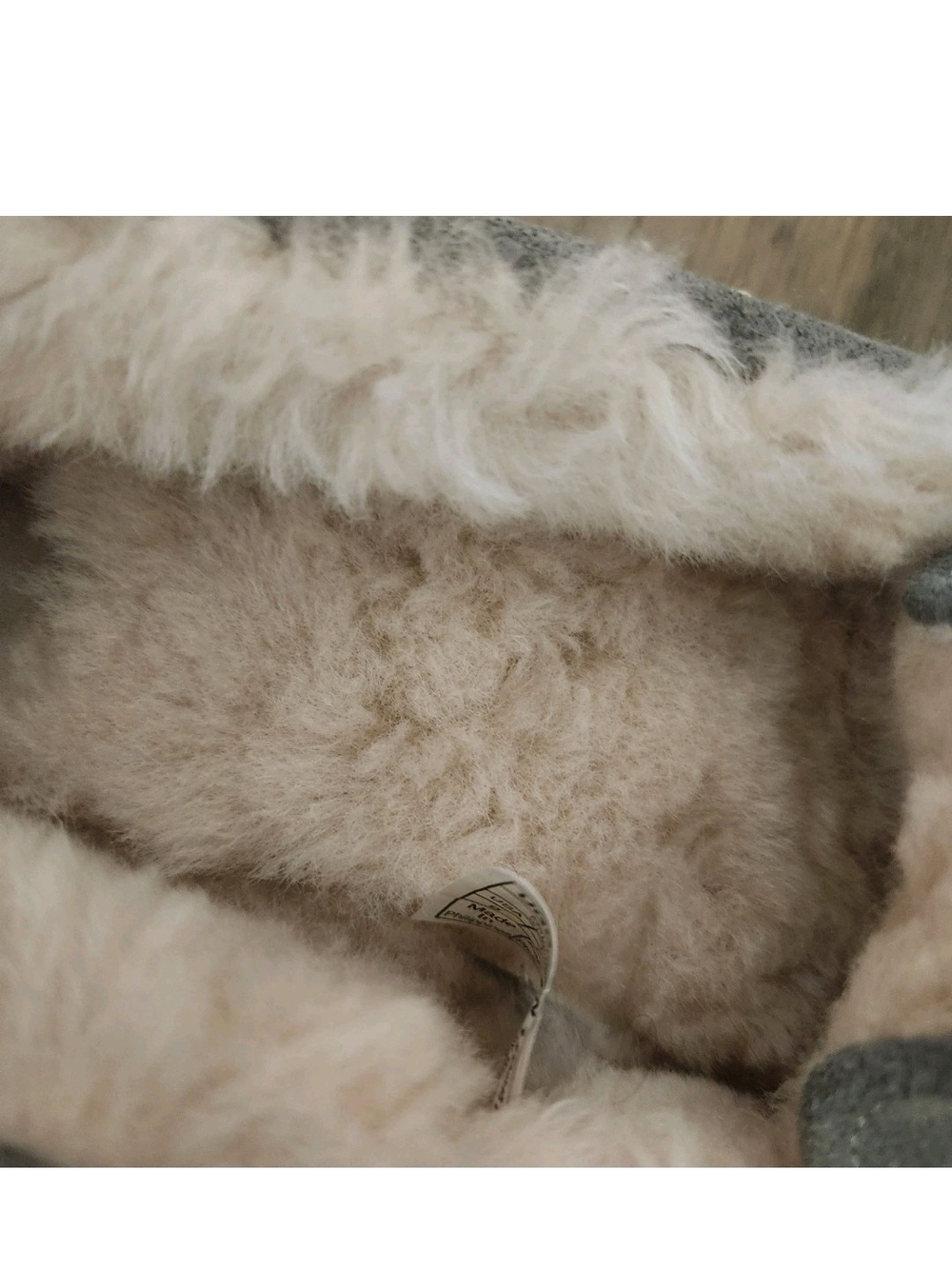 UGG Ansley Slippers 9 Gray Suede Sheepskin Lined Moccasin Cozy Excellent - Picture 9 of 15
